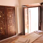 Casa Di Borgo