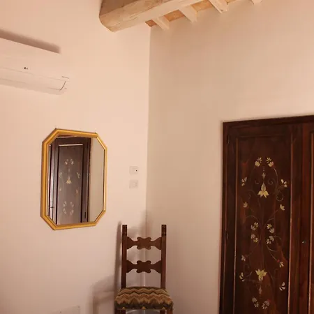 Apartment Casa Di Borgo Todi