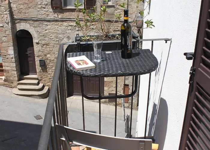 Casa Di Borgo Тоди